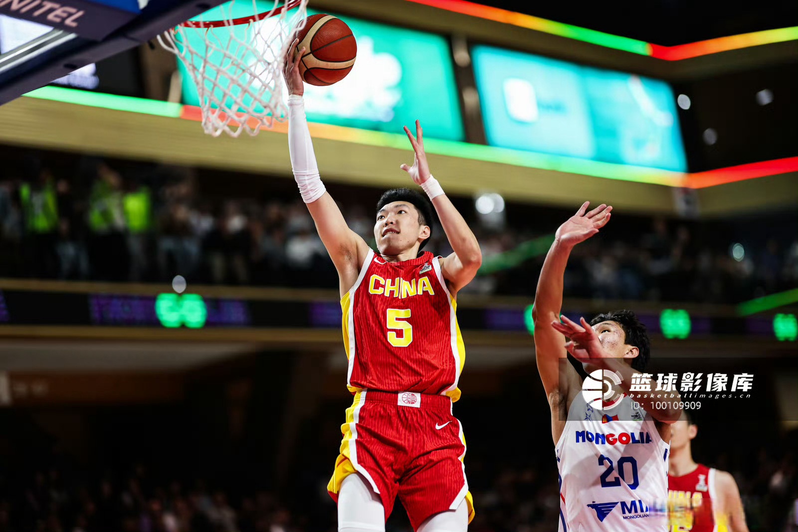 bbin网站-山东男篮残暴登顶CBA荣誉之巅(山东男篮残暴登顶cba荣誉之巅是谁)